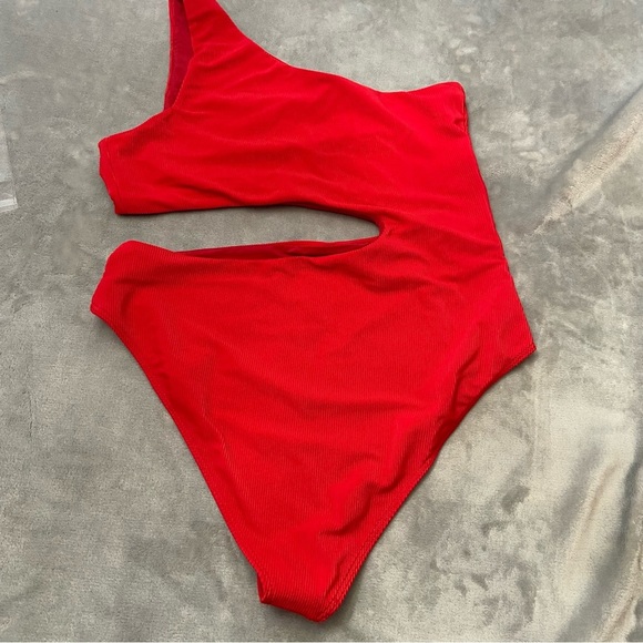 New! Beach Riot Celine one piece swimsuit red 24033 - Picture 13 of 15